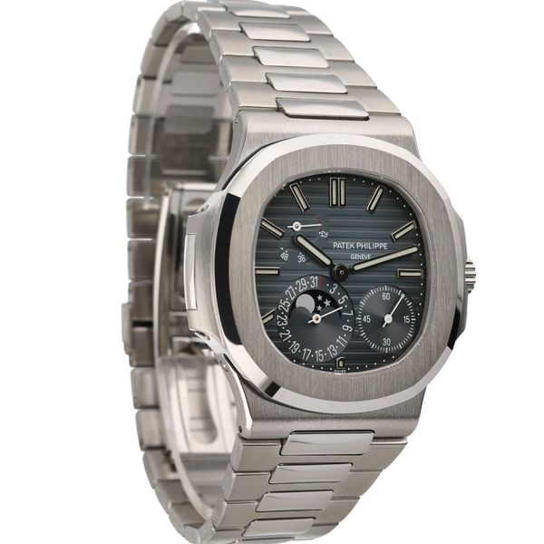 Patek Philippe Nautilus 5712/1A-001